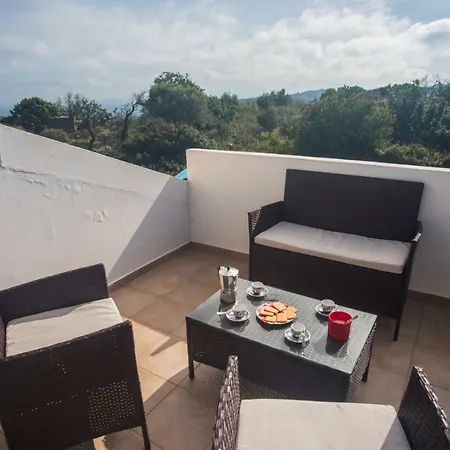 Afou Holiday home Afrata