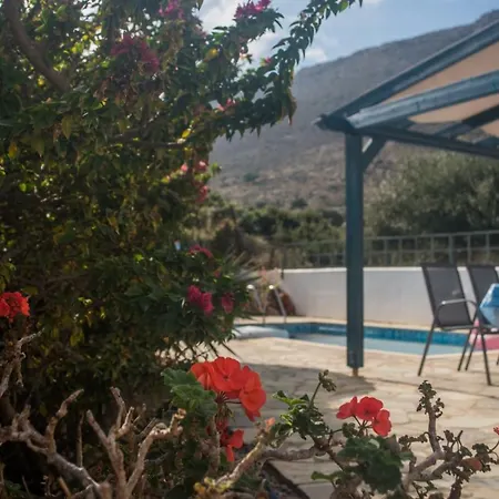 Holiday home Afou Afrata